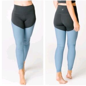 Zyia‎ Active Storm Parallel Luxe Leggings Size Medium
